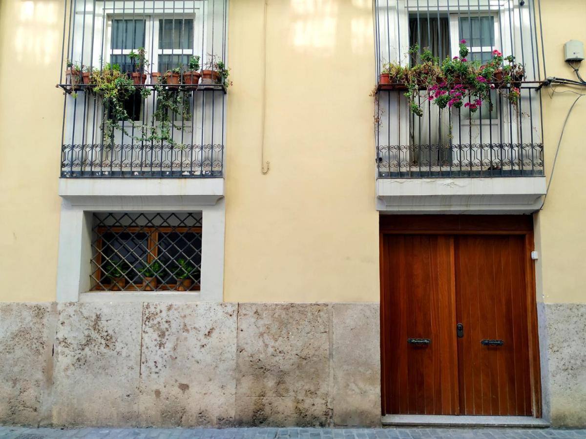 Estudio Pino En Casco Antiguo Valenciayole Exterior photo